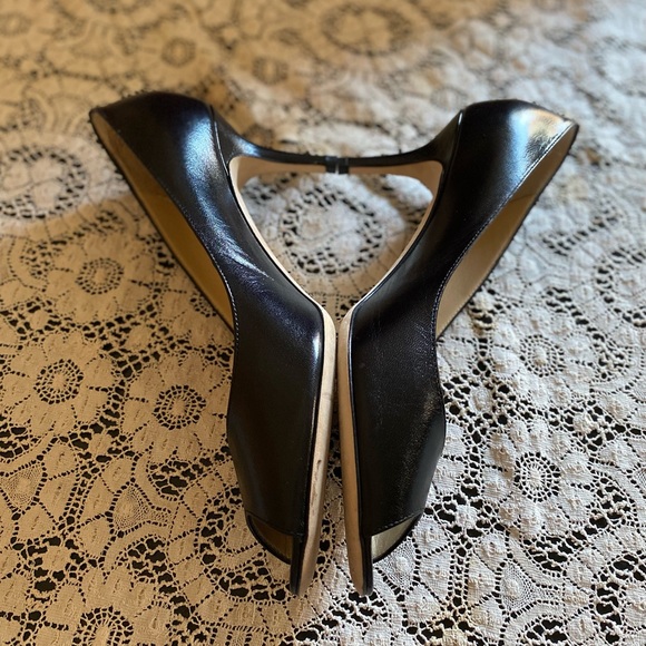 💥Jimmy Choo Peep Toe Heels💥 - Picture 2 of 8